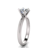 Deltora Diamonds Knife Edge Round Solitaire Setting with sustainable lab diamonds.