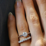 Deltora Diamonds Knife Edge Round Solitaire Setting with sustainable lab diamonds.