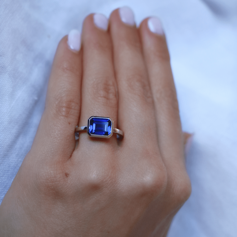 Sapphire online bezel ring