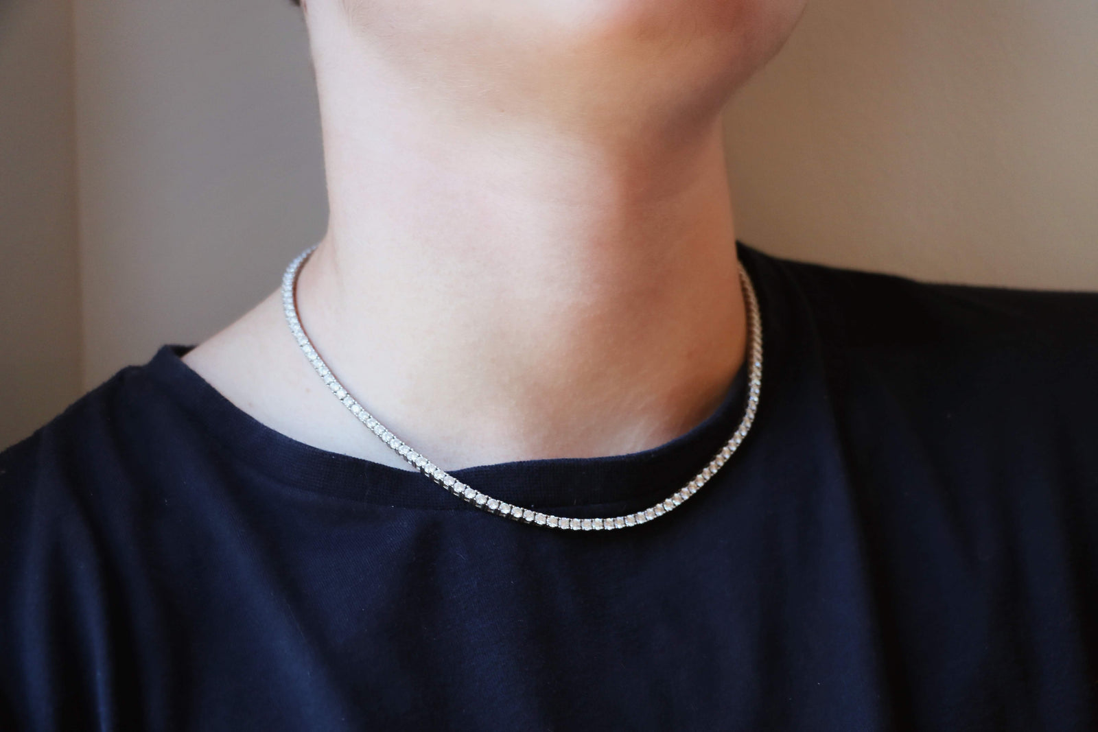 Man Made Diamond Tennis Necklaces: Stunning Alternatives to Traditional Diamonds