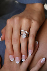 Deltora Diamonds Round Cut Claw Set Diamond Wedding Ring with Sustainable Lab Diamonds.