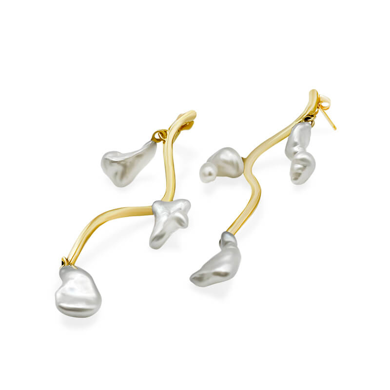 Deltora Diamonds small Chandelier Keshi Earrings.