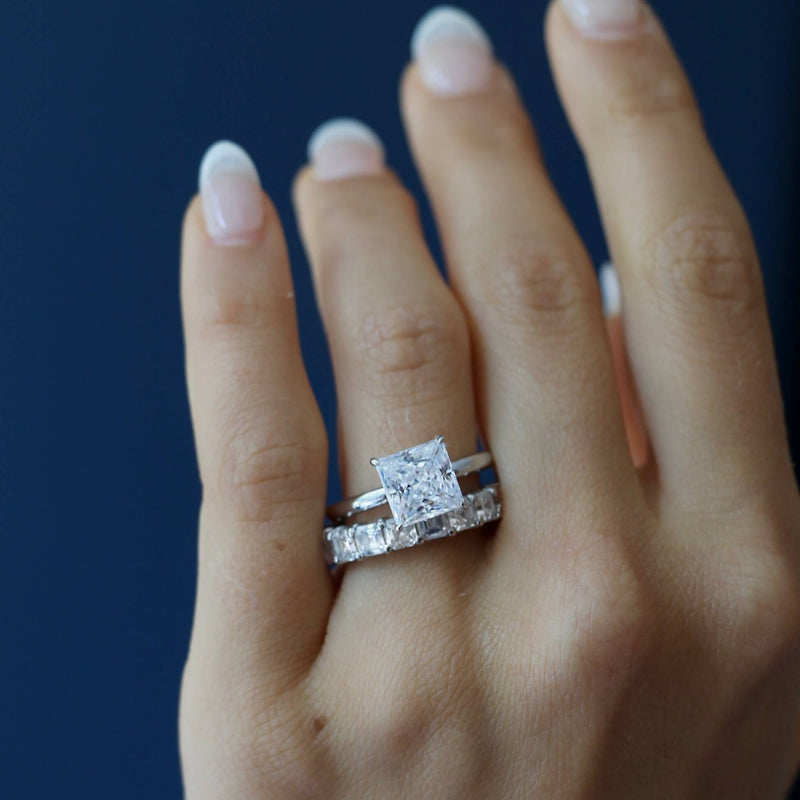 Deltora Diamonds Princess Cut Solitaire Setting made with sustainable lab diamonds.