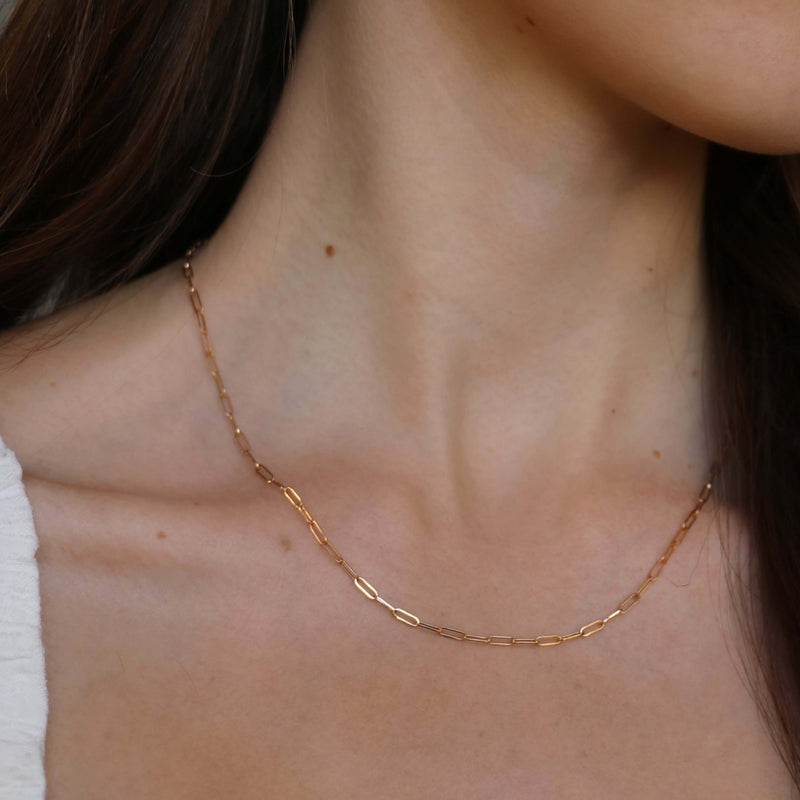 T-Bar Paperclip Chain in 9ct Yellow Gold