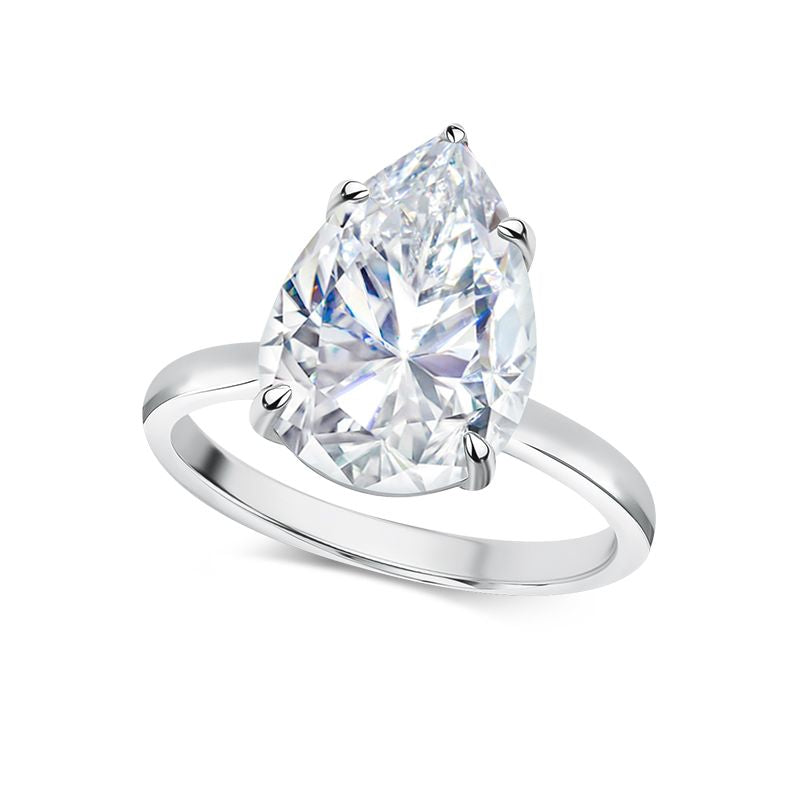 Deltora Diamonds Pear Cut Solitaire Setting with sustainable lab diamonds.